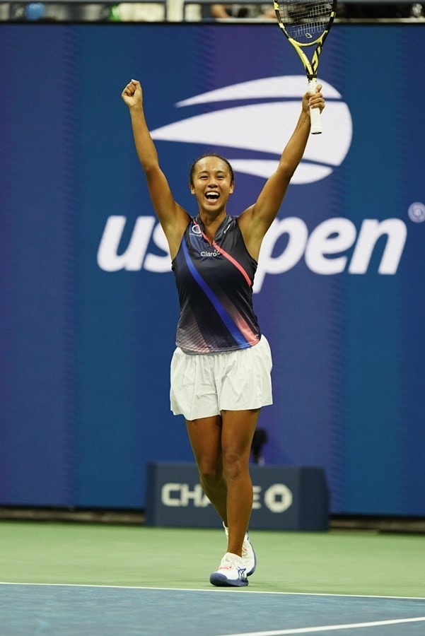 Loại Naomi Osaka, nữ tay vợt 18 tuổi gây địa chấn ở US Open