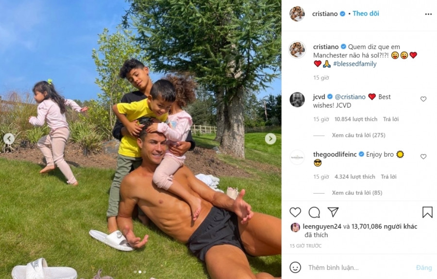Gia đình Ronaldo ra vườn tận hưởng thời tiết ấm áp
