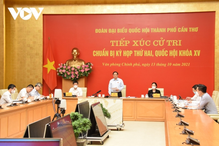 Thủ tướng Phạm Minh Chính tiếp xúc cử tri TP Cần Thơ bằng hình thức trực tuyến 