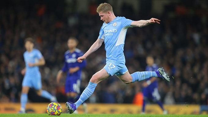 Những cú ra chân mẫu mực của De Bruyne