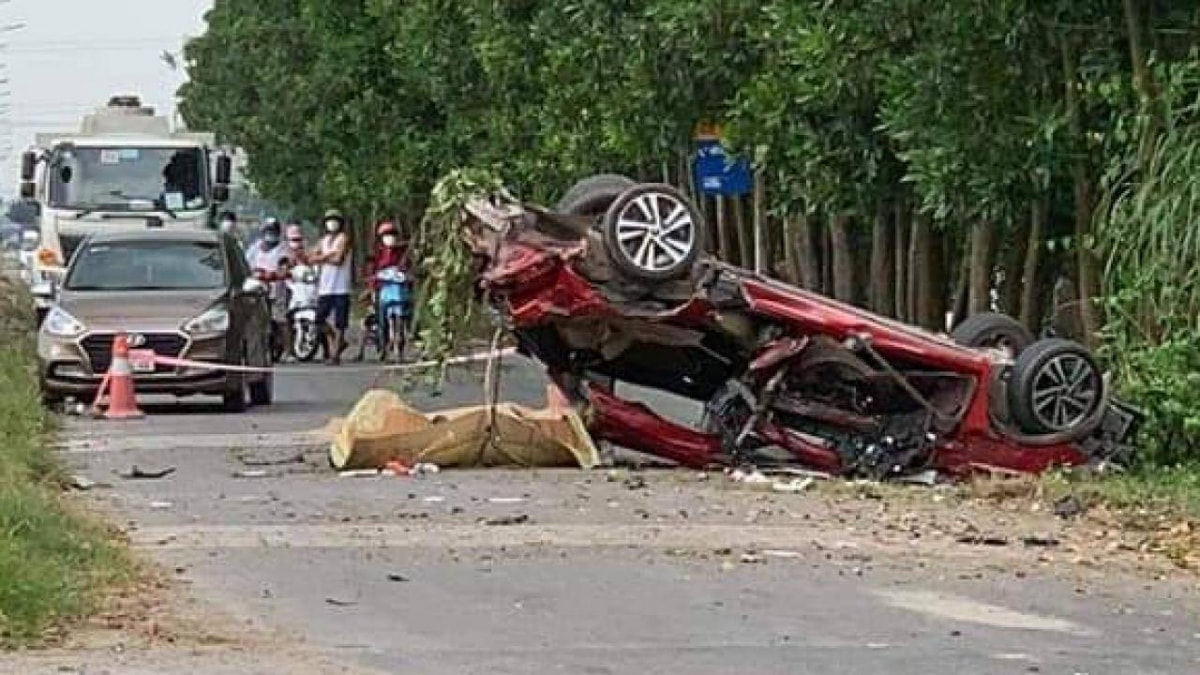 nhung vu tai nan giao thong tham khoc trong nam 2021 hinh anh 5