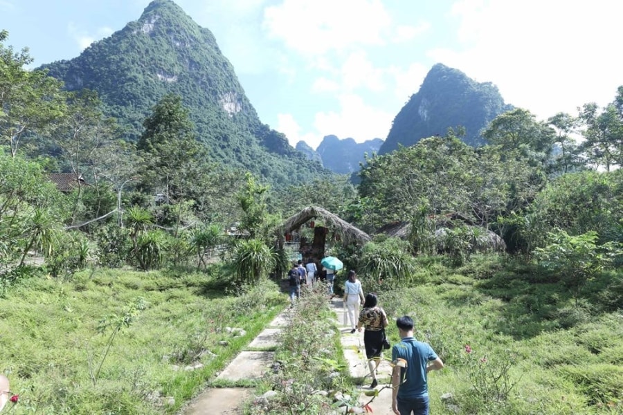 [Photo] Diem du lich cong dong Hoan Trung dep nhu tranh o Lang Son hinh anh 7