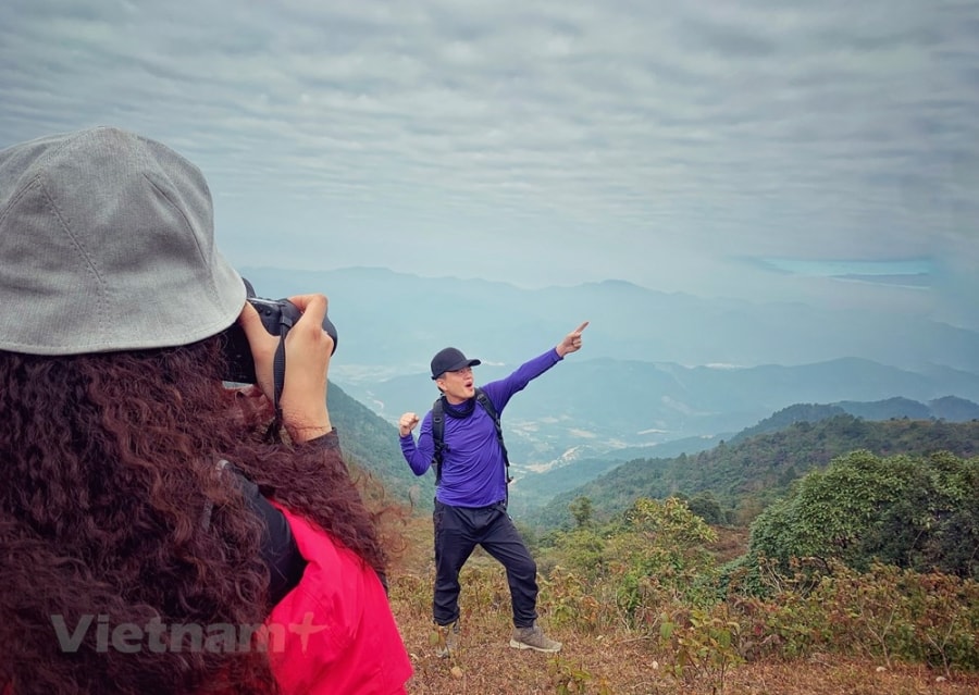 [Photo] Hinh anh tuyet dep tren hanh trinh chinh phuc dinh Cao Xiem hinh anh 22