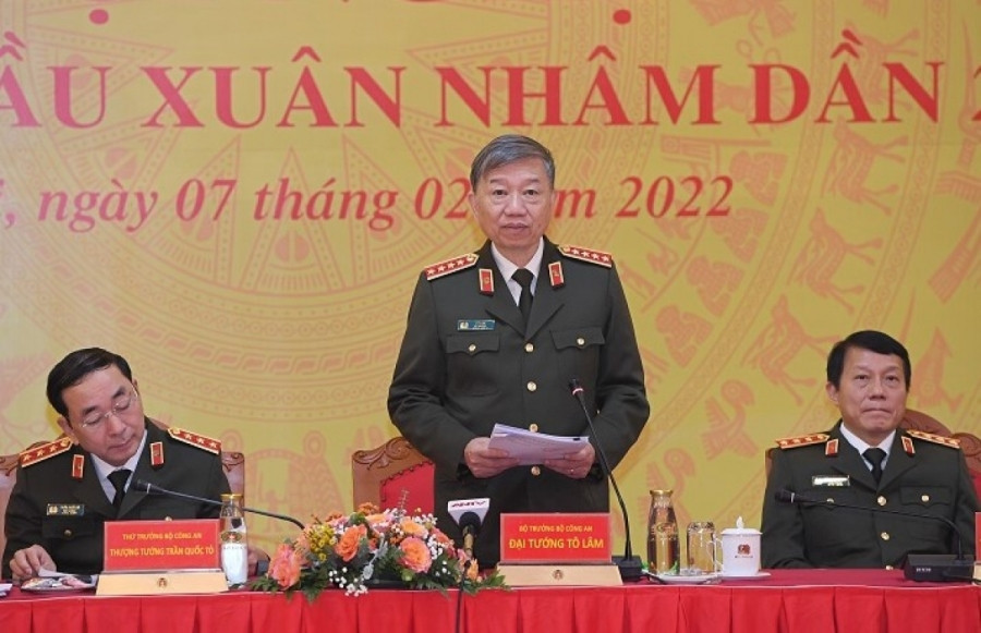 Bộ trưởng Tô Lâm phát biểu chỉ đạo tại hội nghị giao ban.