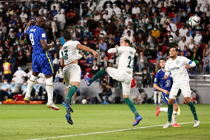 Lukaku khai thông bế tắc ở đầu hiệp 2