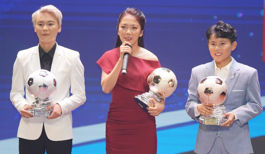 Huỳnh Như (giữa) 4 lần giành Quả bóng Vàng nữ Việt Nam (Ảnh: BTC).