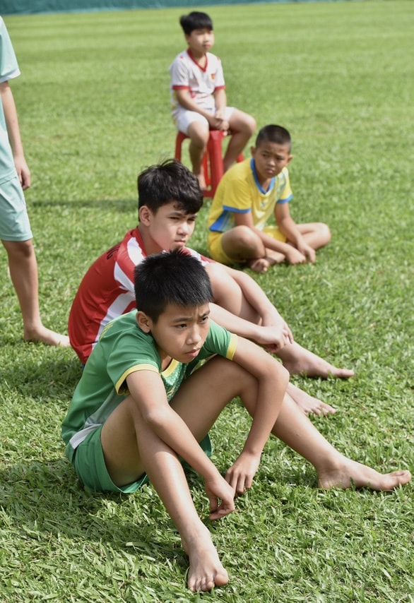 14 thí sinh trúng tuyển vào Học viện bóng đá Hoàng Anh Gia Lai - Ảnh 3.