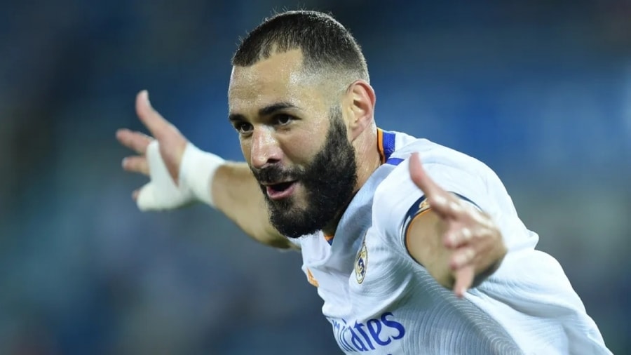 4 . Karim Benzema | Real Madrid | 20 bàn (40 điểm).