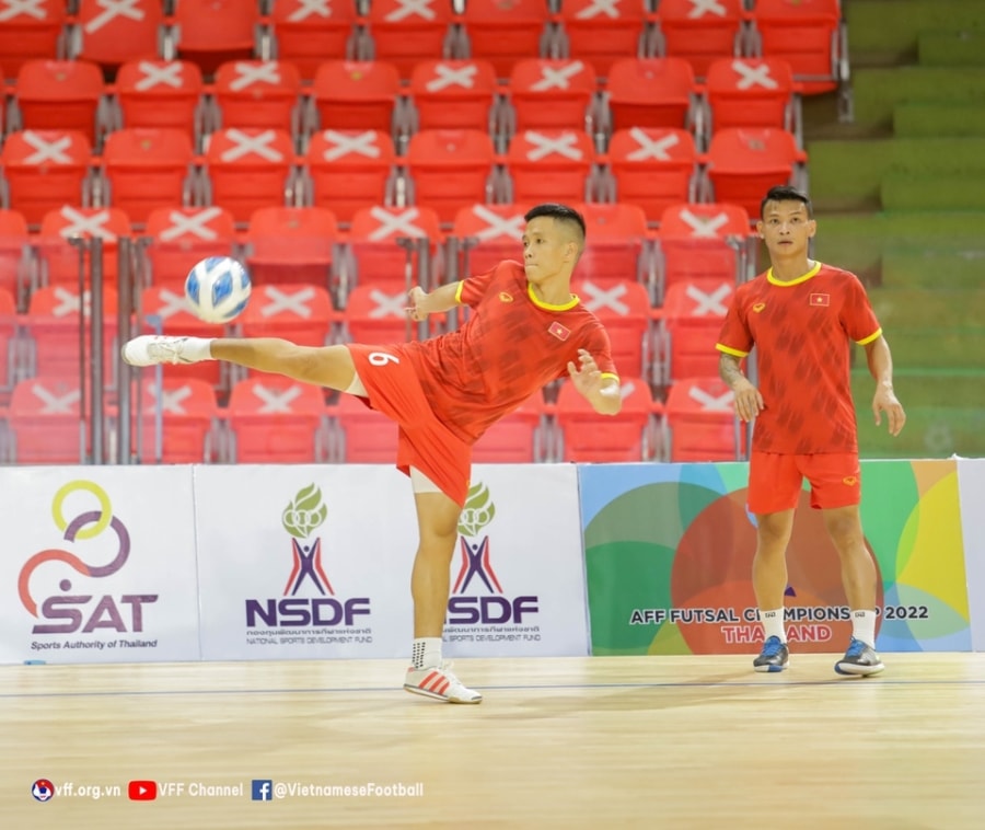 tuyen futsal viet nam anh 2