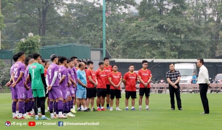 Hùng Dũng: 'Vinh dự được đeo băng đội trưởng U23 Việt Nam' - 2