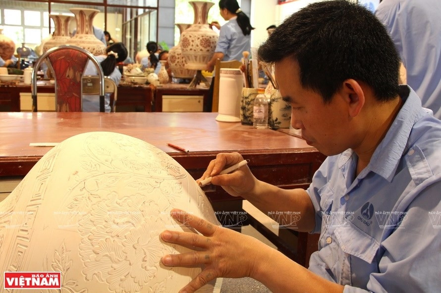 The essence of Chu Dau pottery hinh anh 4