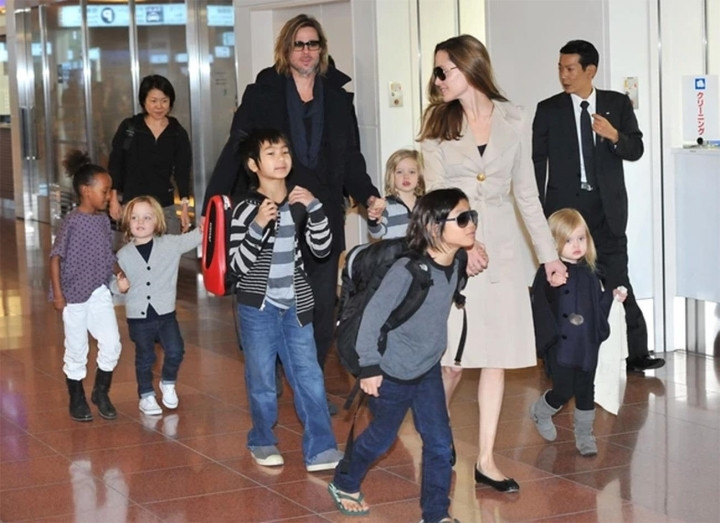 Brad Pitt 'kể tội' Angelina Jolie với bạn bè, tuyên bố không nhượng bộ - 2