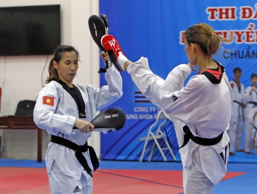 Sporting teams training hard in preparation for SEA Games 31 hinh anh 5