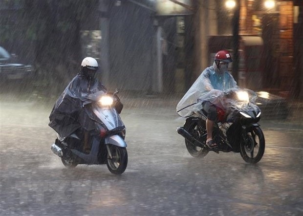 Ngay 9/5, Bac Bo va thu do Ha Noi co mua rao va dong rai rac hinh anh 1