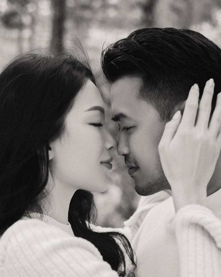 Phillip Nguyễn thông báo kết hôn với Linh Rin  - 1
