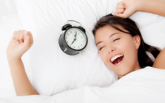 6 điều cấm kỵ khi ngủ làm giảm 15 năm tuổi thọ - Ảnh 1.