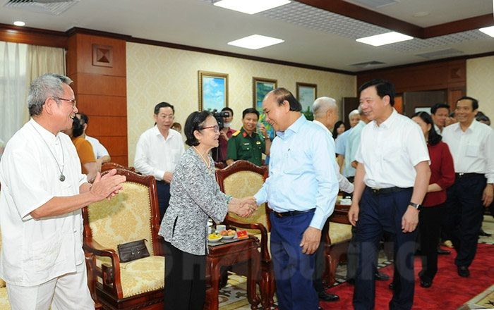 Chủ tịch nước Nguyễn Xuân Phúc đánh giá cao công tác chăm sóc và phát huy vai trò người cao tuổi của Hải Dương