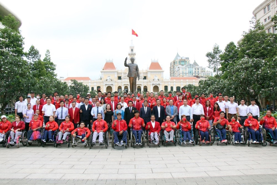 Doan the thao nguoi khuyet tat xuat quan tham du ASEAN Para Games 11 hinh anh 2