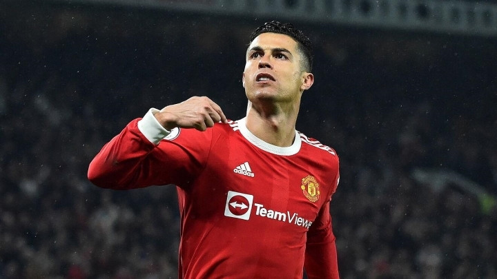 Ronaldo đòi thanh lý hợp đồng, quyết rời Man Utd để được dự Cúp C1 - 1