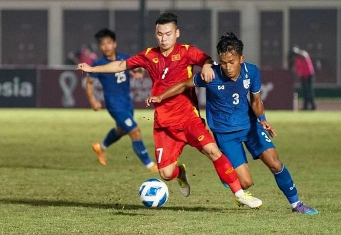 U19 Việt Nam đã giành chiến thắng 1 - 0 trước U19 Thái Lan ở lượt trận cuối cùng vòng bảng Giải U19 Quốc tế. Ảnh: VFF