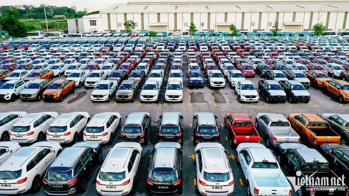 Tại Việt Nam tỷ lệ sở hữu ô tô chưa tới 50 xe/1.000 dân. Ảnh: Hoàng Hà.