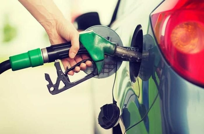 Giá xăng trong nước liệu có tiếp tục giảm trong bối cảnh giá dầu thế giới diễn biến bất thường? (Ảnh minh họa)