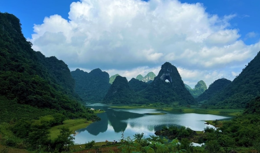 Mat Than Mountain tourist site in Cao Bang hinh anh 4