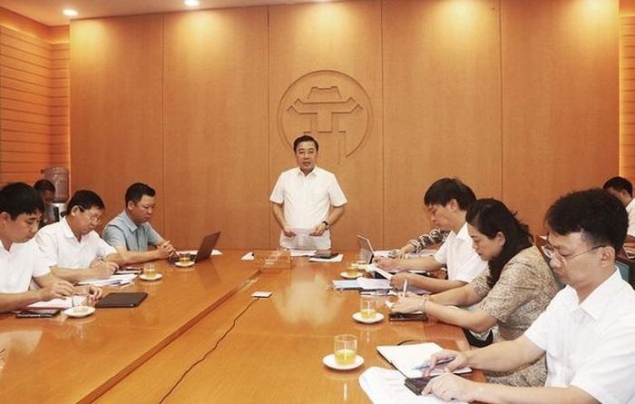 Phó Chủ tịch UBND Thành phố Chử Xuân Dũng chủ trì cuộc họp.