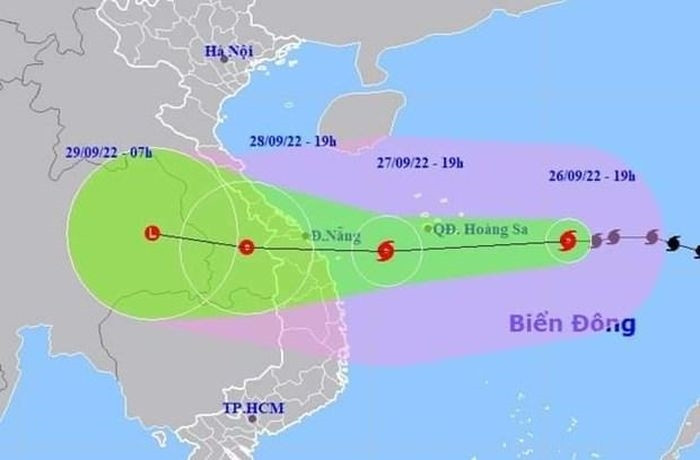 Dự báo vị trí và đường đi của bão số 4 (bão NORU). Ảnh NCHMF