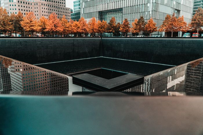  Khu tưởng niệm Ground Zero ở New York (Mỹ). Ảnh: Unsplash. 