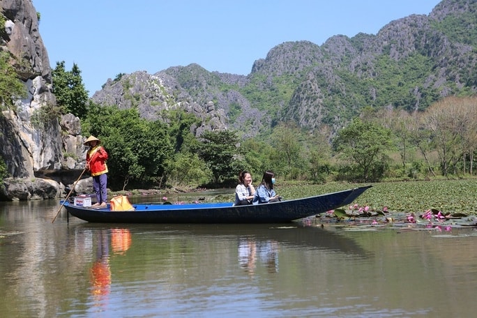 Say đắm tiết Thu ở danh thắng đẹp như châu Âu giữa lòng xứ Thanh - Ảnh 7.