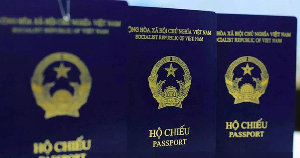 Vì sao phải trình Quốc hội bổ sung thông tin nơi sinh trên hộ chiếu? - Ảnh 1.