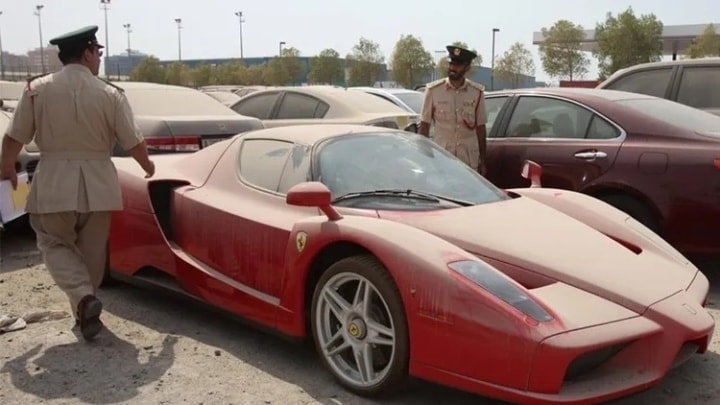 Hàng nghìn siêu xe vô chủ mỗi năm tại Dubai - 3
