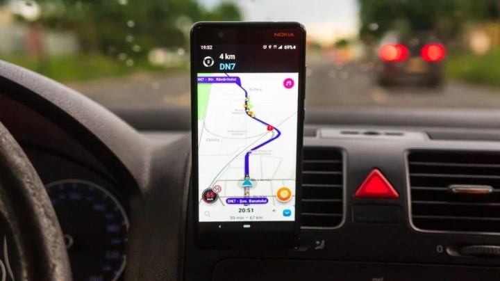 Google định hợp nhất Waze và Google Maps - 1