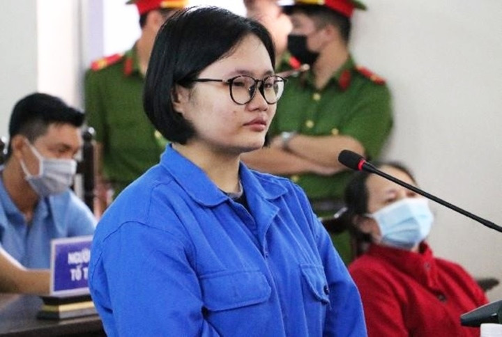 Nữ sinh đầu độc cha bằng xyanua lãnh án tù chung thân - 1