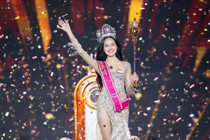  Chung kết Hoa hậu Việt Nam 2022 diễn ra tối 23/12 tại Nhà thi đấu Phú Thọ, TP.HCM. Kết quả, Huỳnh Thị Thanh Thủy được công bố là tân Hoa hậu Việt Nam. Kết quả này gây bất ngờ bởi từ những vòng đầu tiên tới đêm chung kết, Thanh Thủy chưa phải nhân tố nổi trội nhất. 