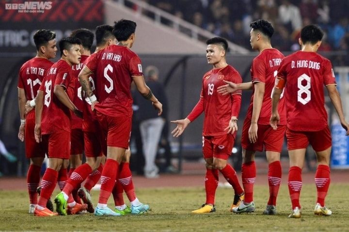 Thắng đậm Myanmar, đội tuyển Việt Nam vào bán kết AFF Cup 2022 với ngôi đầu bảng - 1