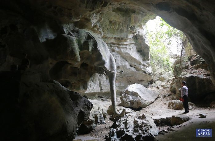 Khu vực núi Dương Nham còn có nhiều hang động khác như hang Luồn, hang Trâu, hang Tiên Sư…