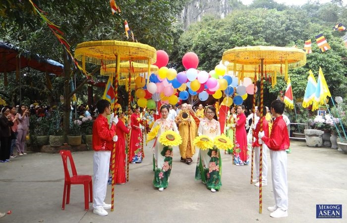 Lễ hội chùa Nhẫm Dương được tổ chức vào ngày mùng 6/3 âm lịch.