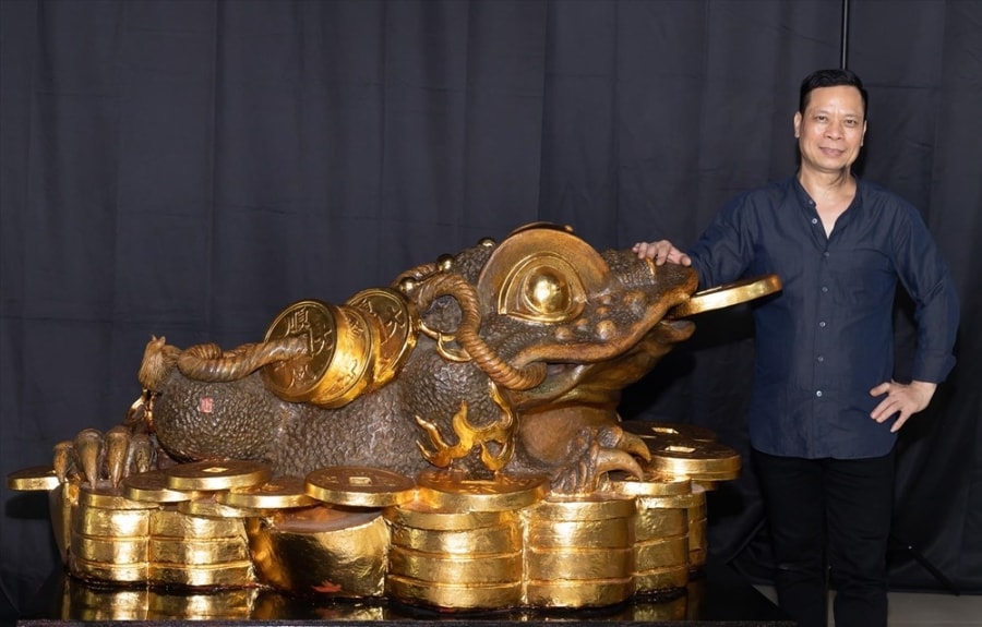 Ceramic artisan Nguyen Hung sets two Guinness records hinh anh 4