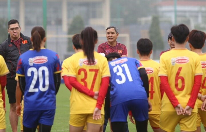 Huỳnh Như báo tin vui cho đội tuyển Việt Nam trước SEA Games 32 - 2