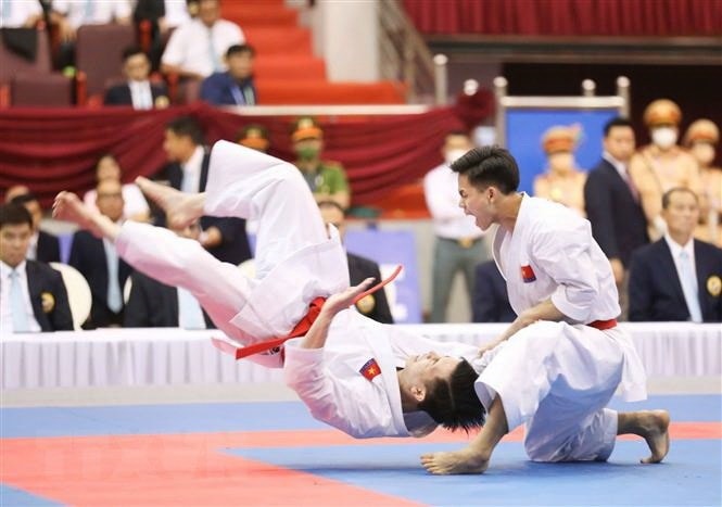 Doi tuyen karate Viet Nam treo thuong cho thanh tich tai SEA Games 32 hinh anh 1