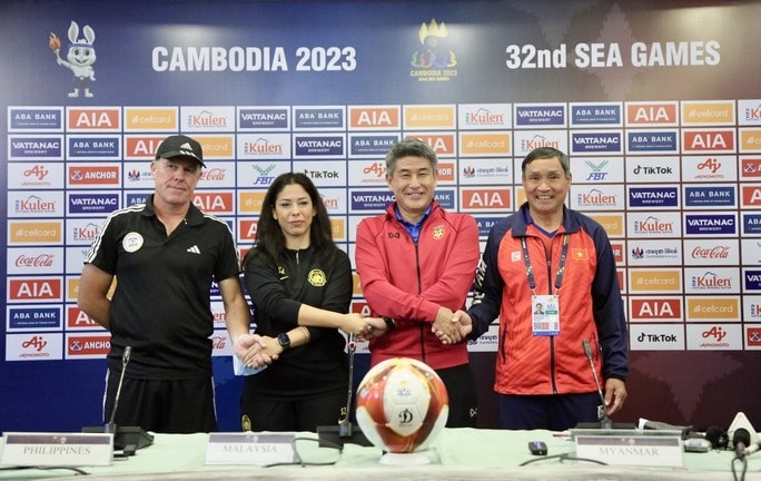 SEA Games 32: HLV Mai Đức Chung đặt mục tiêu tuyển nữ Việt Nam thắng từng trận - Ảnh 2.