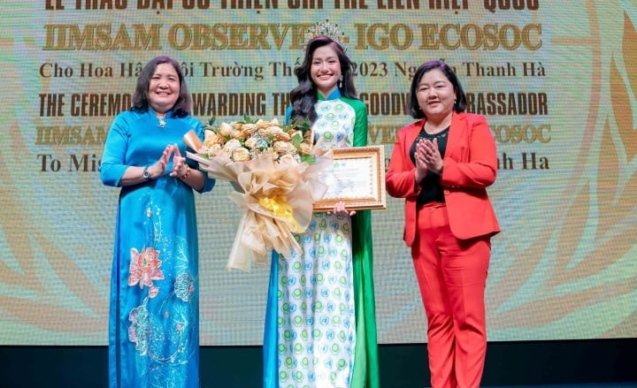 Hoa hậu Nguyễn Thanh Hà nhận danh hiệu Đại sứ thiện chí trẻ Liên Hiệp Quốc - 1