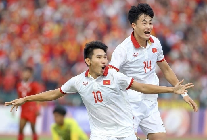 Thua đau U22 Indonesia phút bù giờ, U22 Việt Nam thành cựu vô địch SEA Games - 2