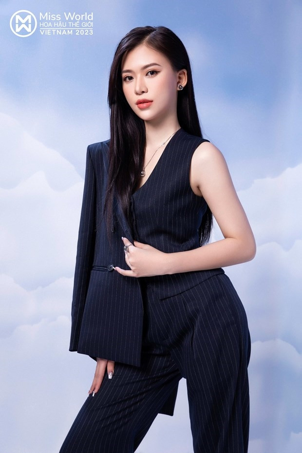Thi sinh Miss World Viet Nam 2023 gap rut chuan bi cho dem chung khao hinh anh 4