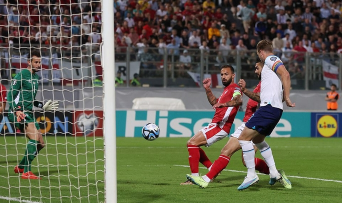 Đè bẹp Malta 4 bàn, tuyển Anh bay cao vòng loại EURO - Ảnh 1.