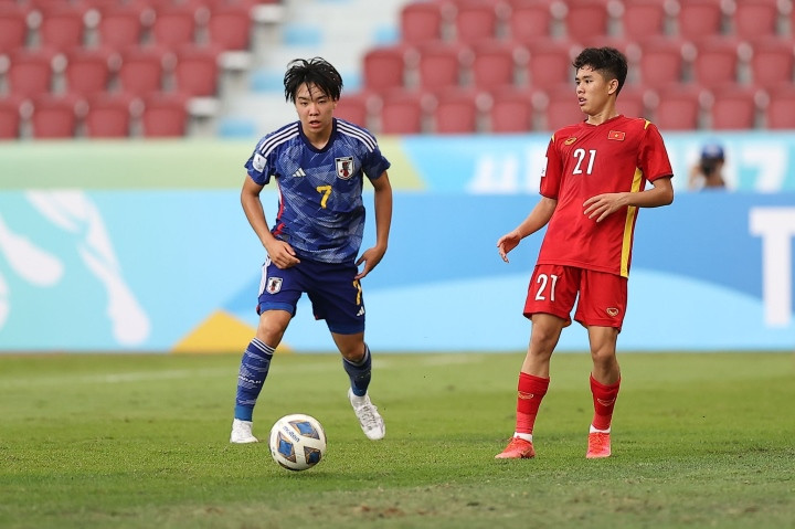 U17 Việt Nam thua đậm U17 Nhật Bản - 1