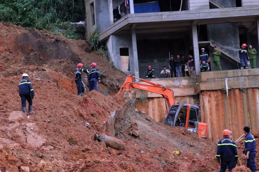 Hien truong vu sat lo kinh hoang tai Da Lat, vui lap nguoi va tai san hinh anh 2