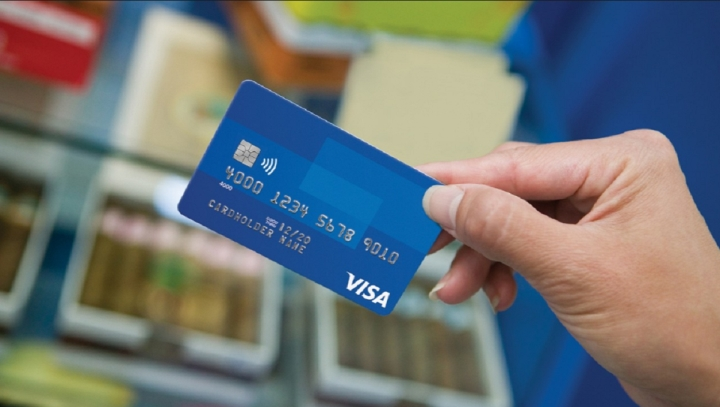 Thẻ tín dụng bị hack cần thông báo ngay với ngân hàng. (Ảnh minh họa).